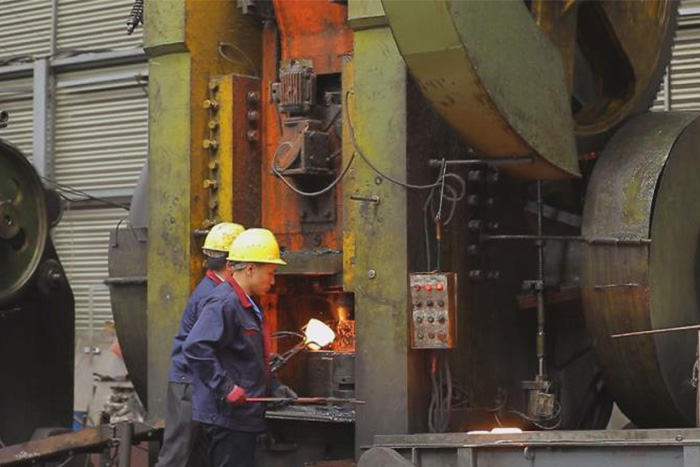 海城网架配件车间